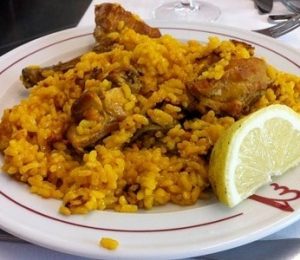 paella de carnes