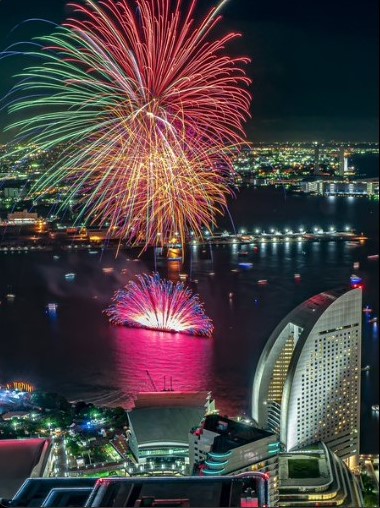 横浜開港祭花火