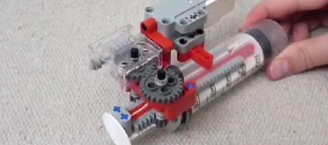 LEGO-powered Submarine with automatic depth control