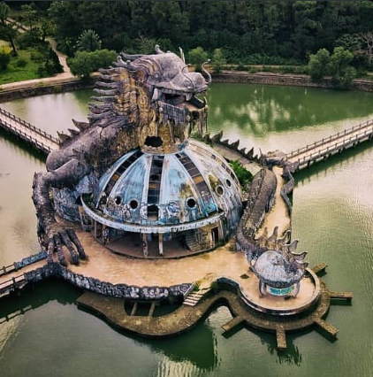 Parc aquatique abandonné au Vietnam